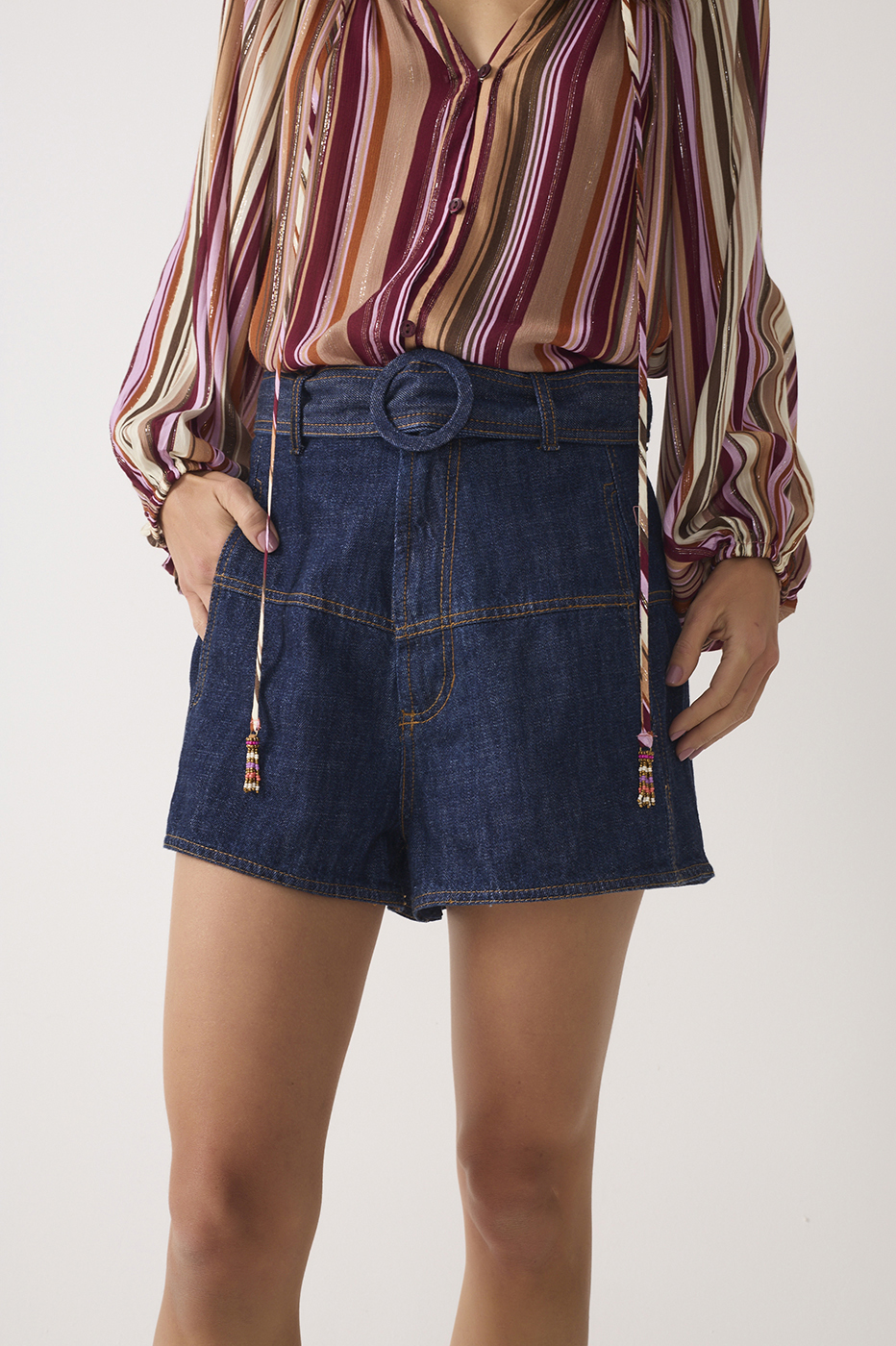 Denim Pockets Belt Loops Belted Shorts_4
