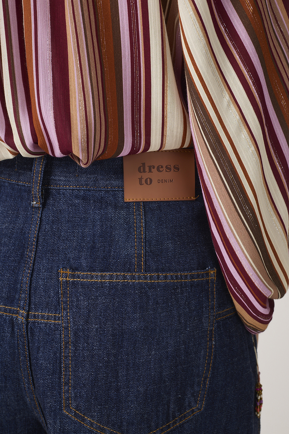 Denim Pockets Belt Loops Belted Shorts_6