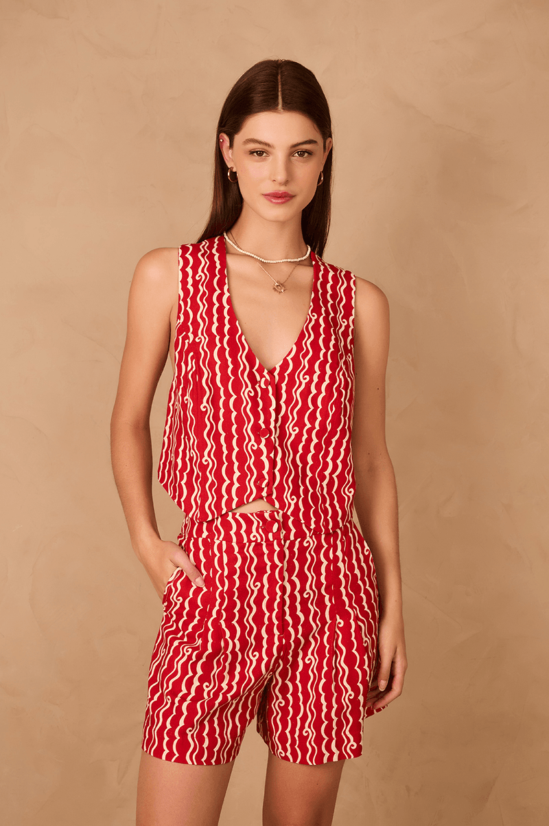 Red Atlantica Side Pockets Pleats Bermuda Shorts_1