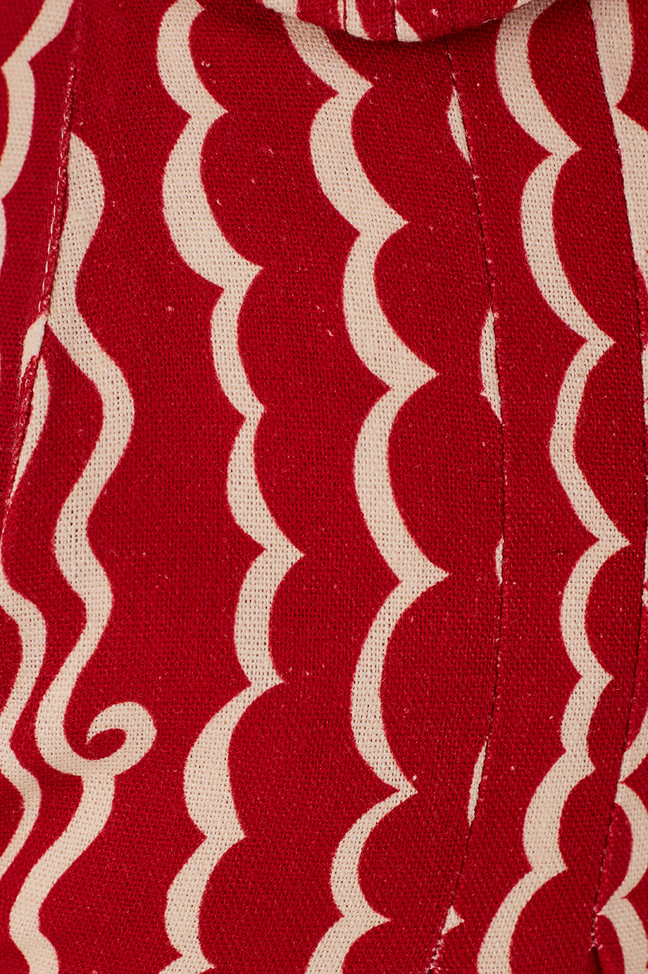 Red Atlantica Side Pockets Pleats Bermuda Shorts