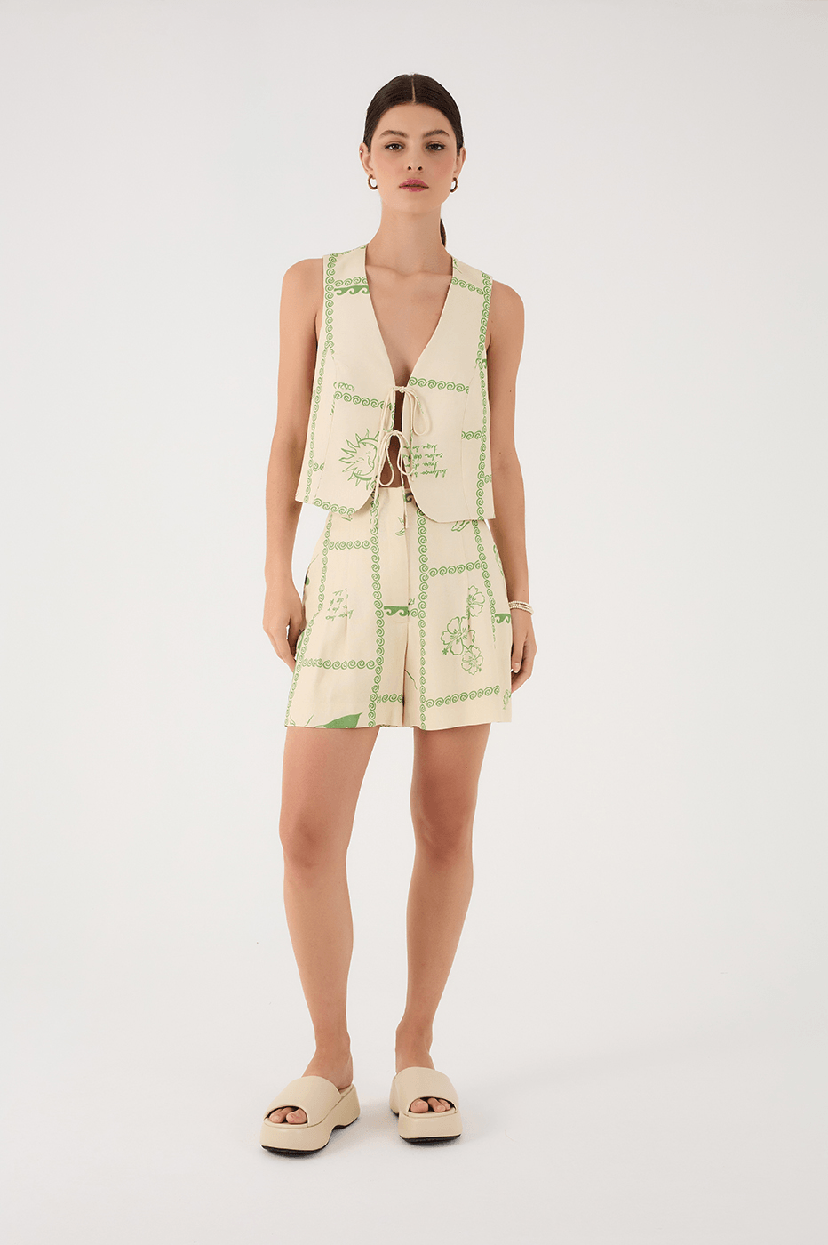 Off-White Rio Side Pockets Pleats Shorts