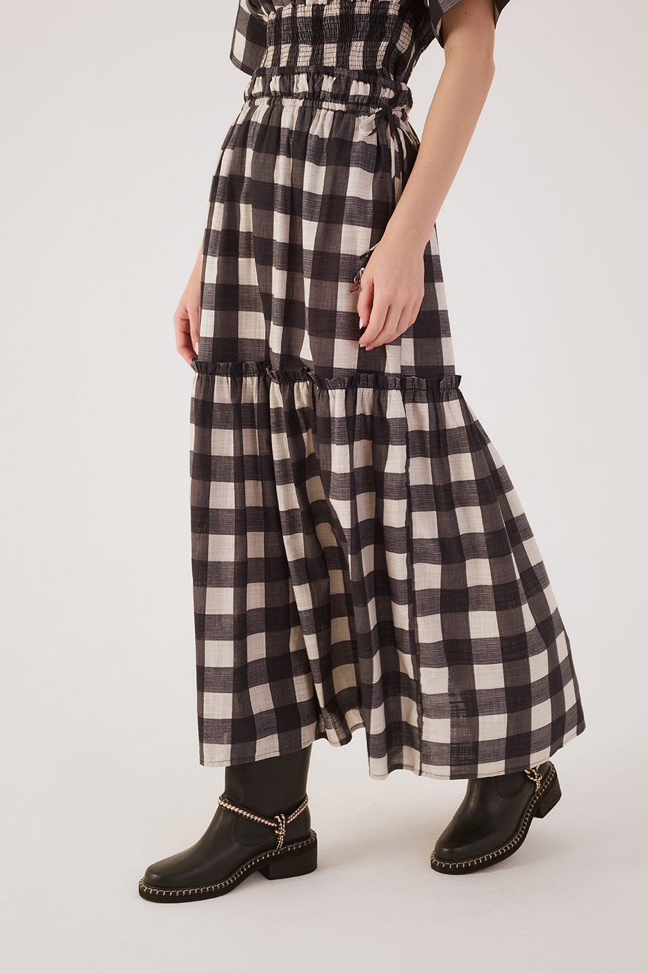 Black Plaid Adjustable Waistline Ruffle Maxi Skirt