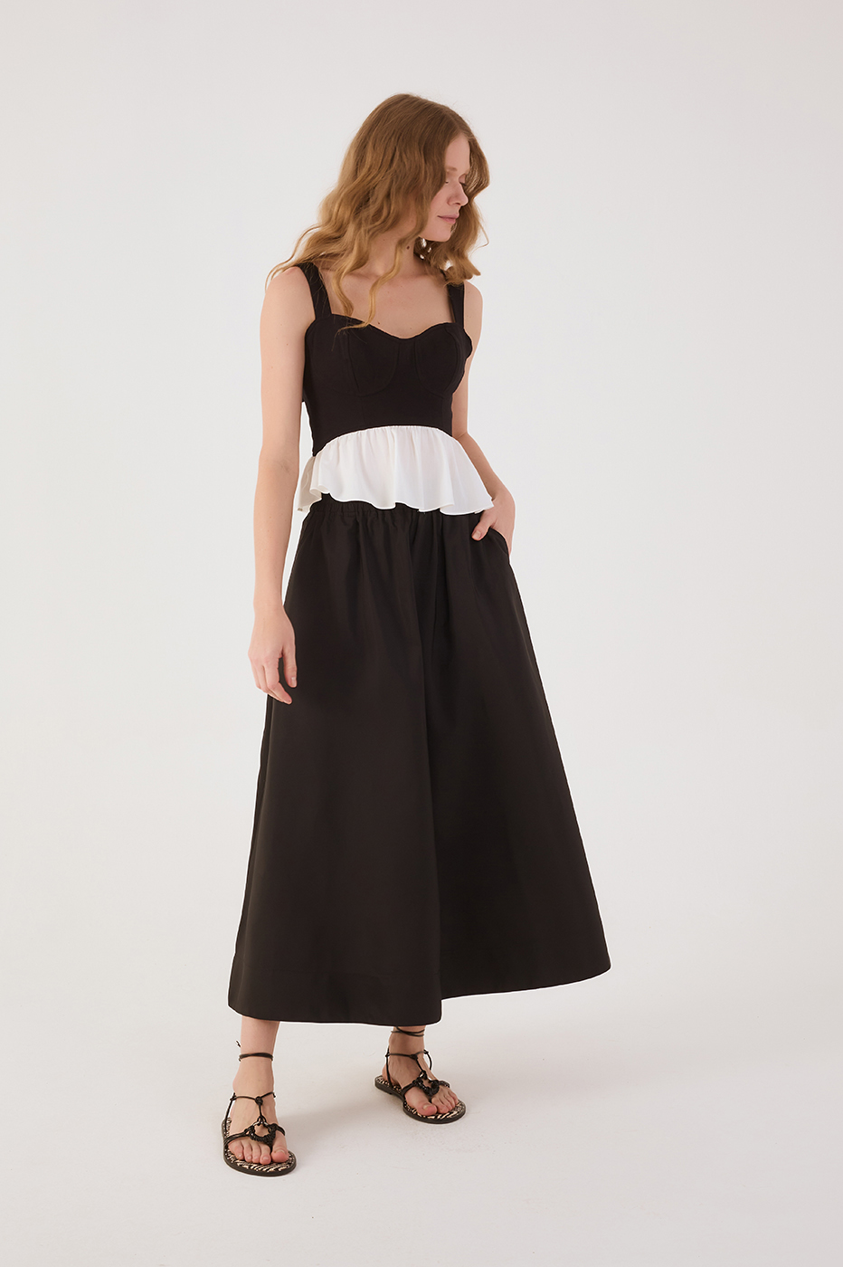Black Elastic Waist Pockets Wide Maxi Skirt