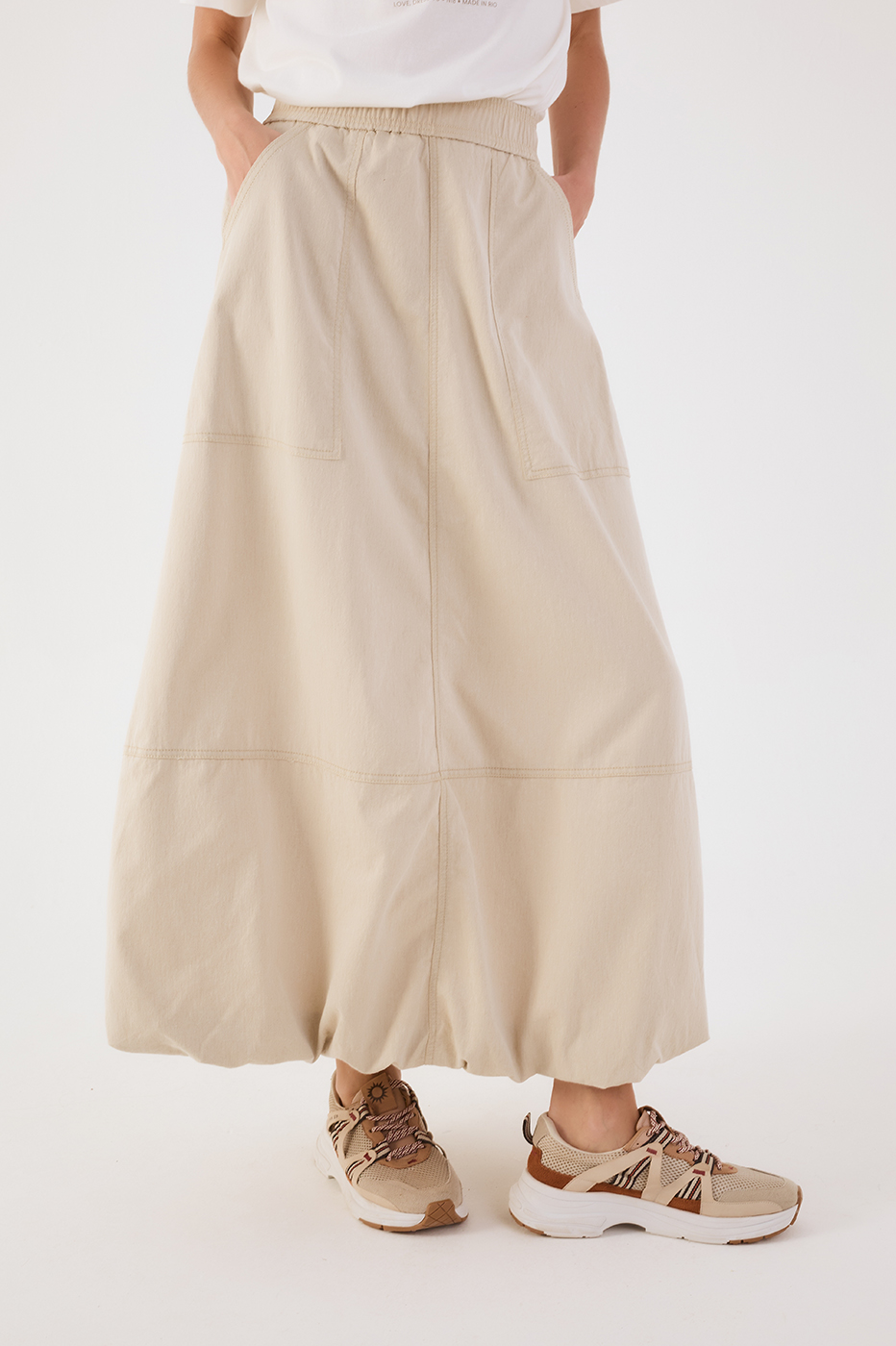 Beige Areia Pockets Elastic Waist Twill Balloon Maxi Skirt