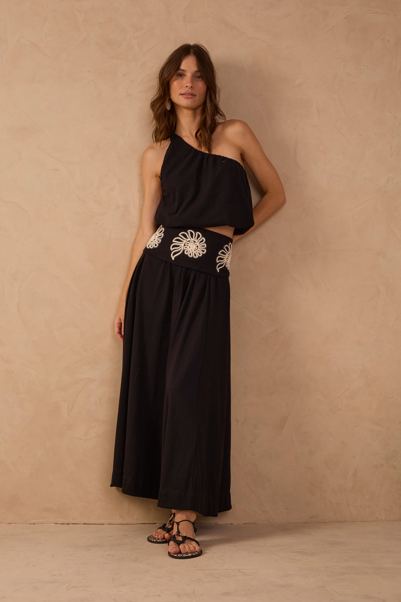 Black Embroidered Maxi Skirt_1