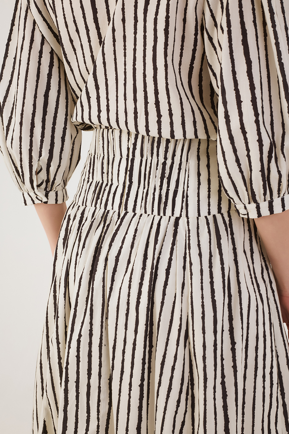 Bicolor Icarai Elastic Waistline Balloon Maxi Skirt