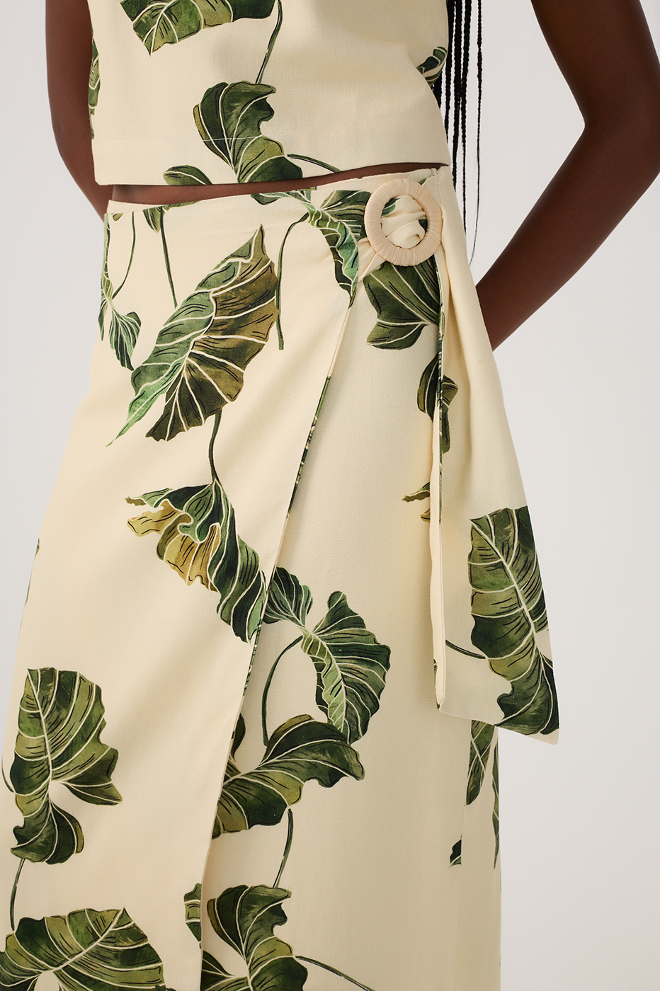 Green Folhar Side Ties Wrap Maxi Skirt_4