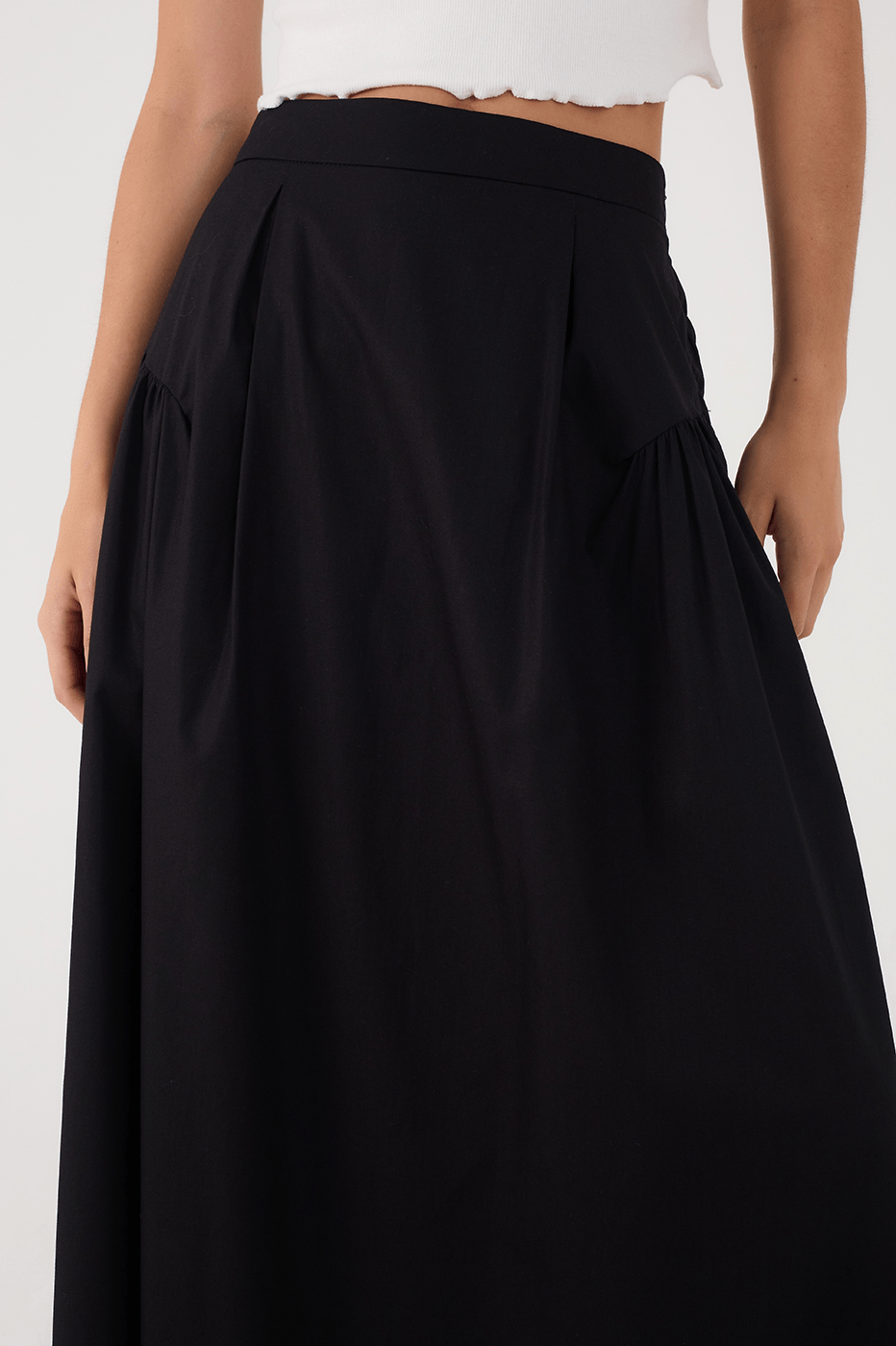 Black Ruched Elastic Waist Maxi Skirt