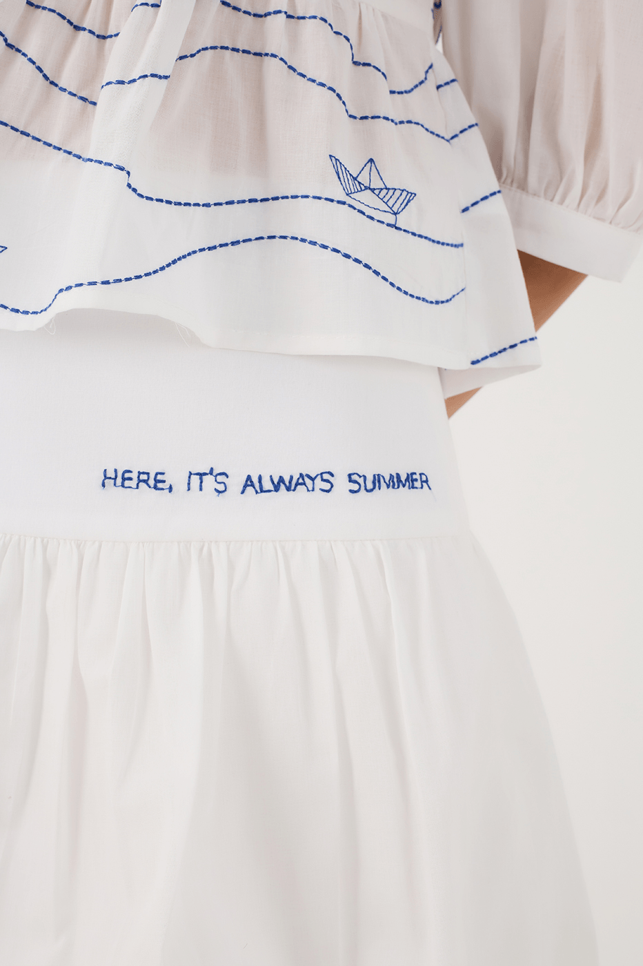 Embroidered Balloon Mini Skirt