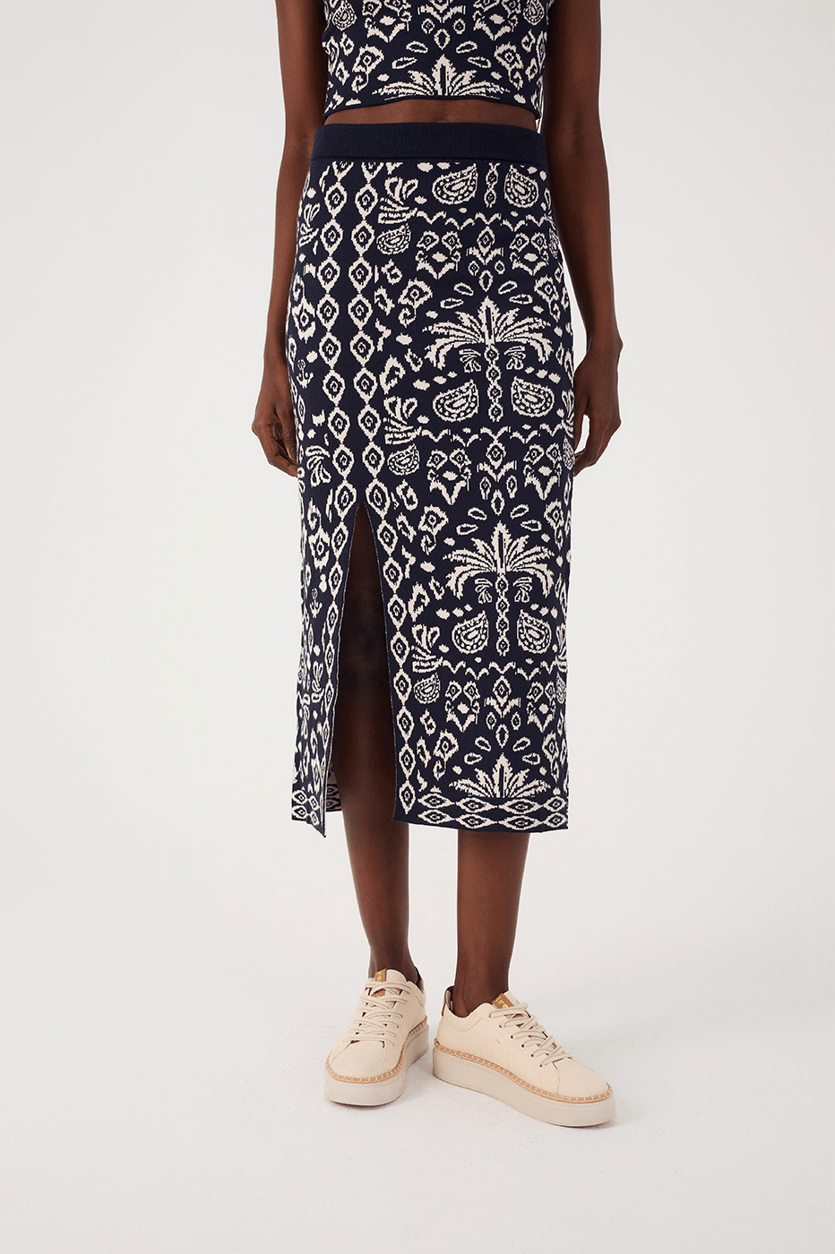 Black Tropikat Front Slit Slim Tricot Maxi Skirt