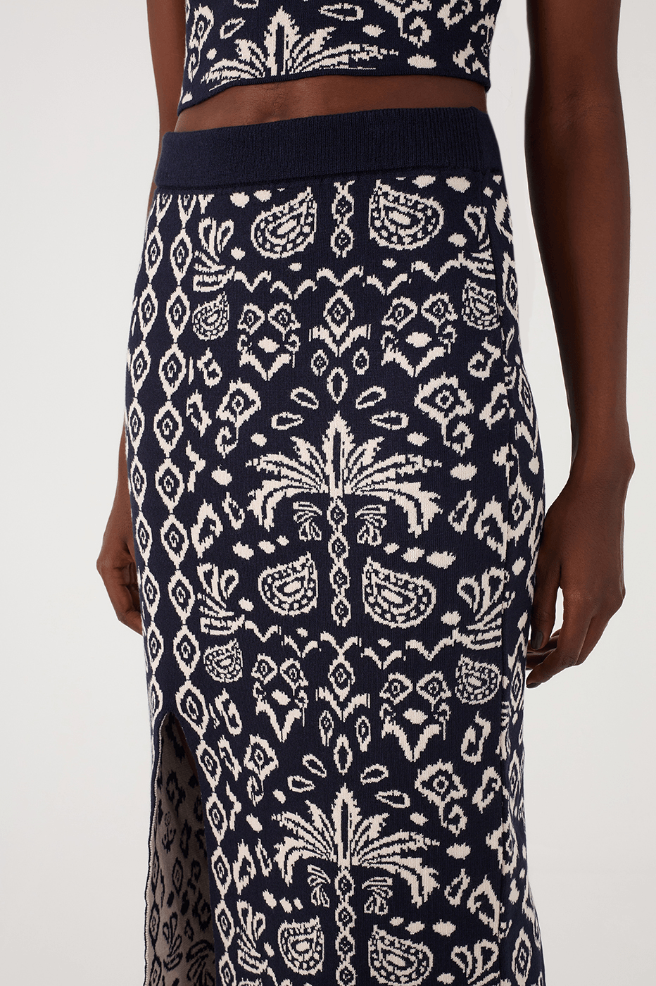 Black Tropikat Front Slit Slim Tricot Maxi Skirt