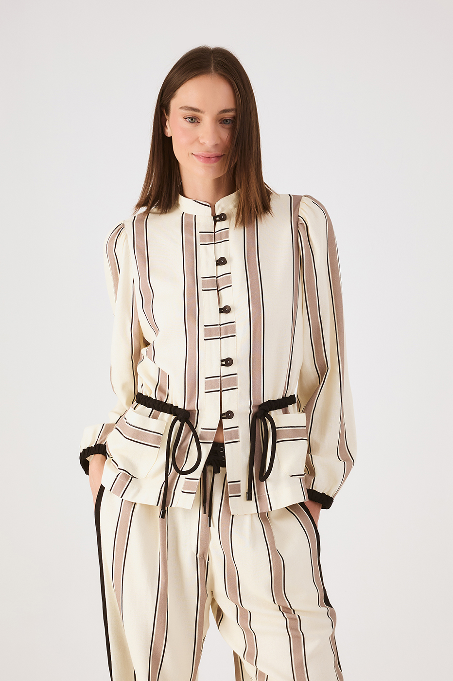 Beige Parque Stripes Buttoned Adjustable Waist Parka Jacket