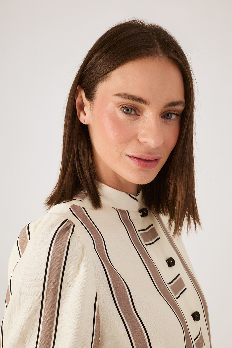 Beige Parque Stripes Buttoned Adjustable Waist Parka Jacket