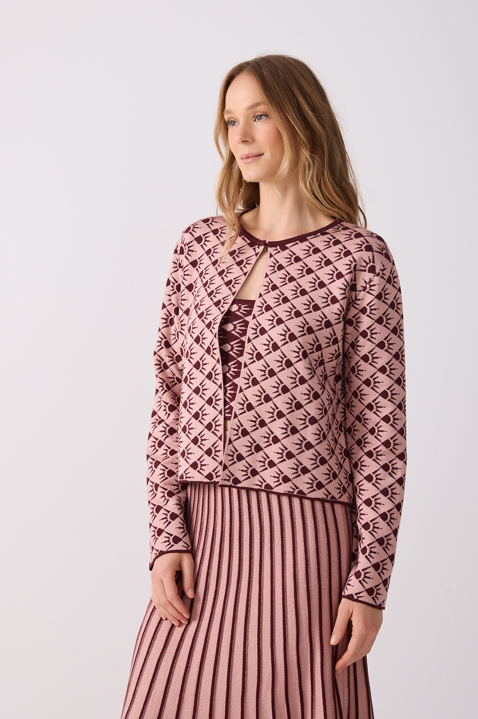 Wine Long Sleeve Tricot Cardigan_3