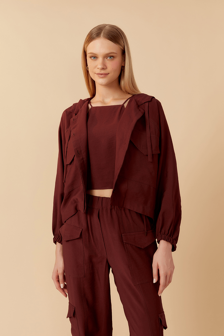 Hooded Jacket Pockets_1