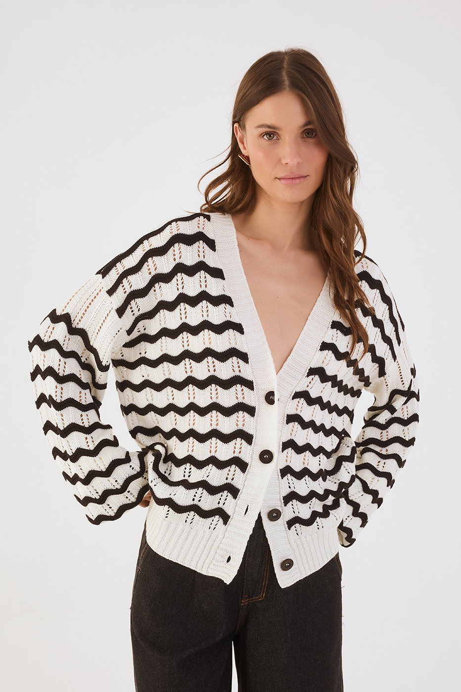Black And White Ondas Buttoned Tricot Cardigan