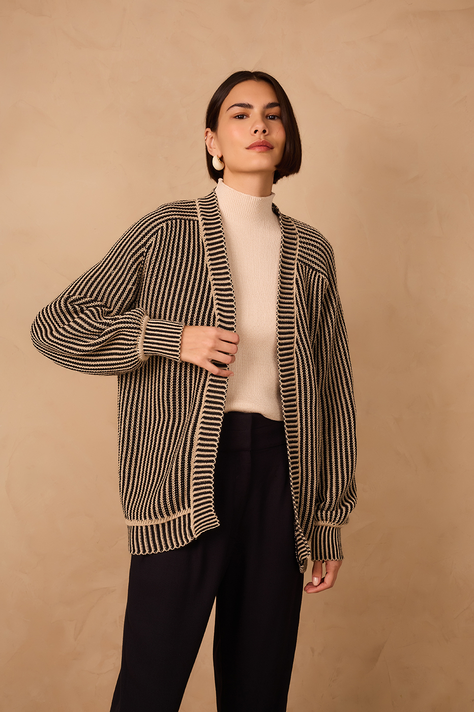 Off-White And Black V Neck Cuffed Tricot Cardigan