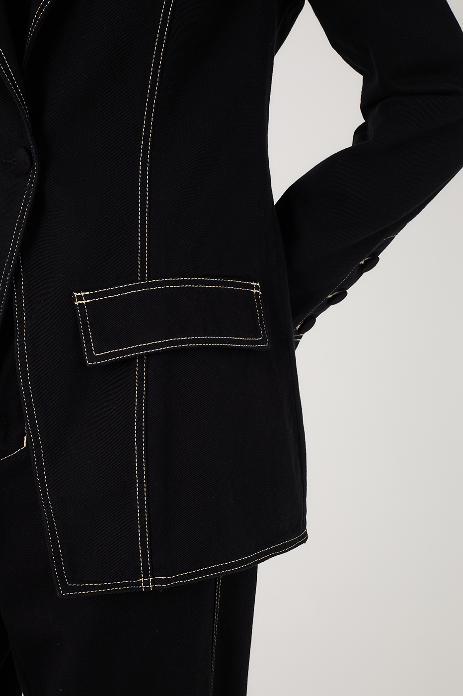 Black Notched Lapel Buttoned Twill Blazer