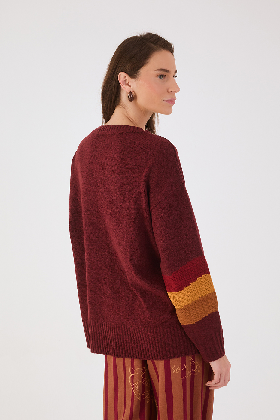 Wine Bossa Rio Jacquard Dropped Shoulder Tricot Sweater