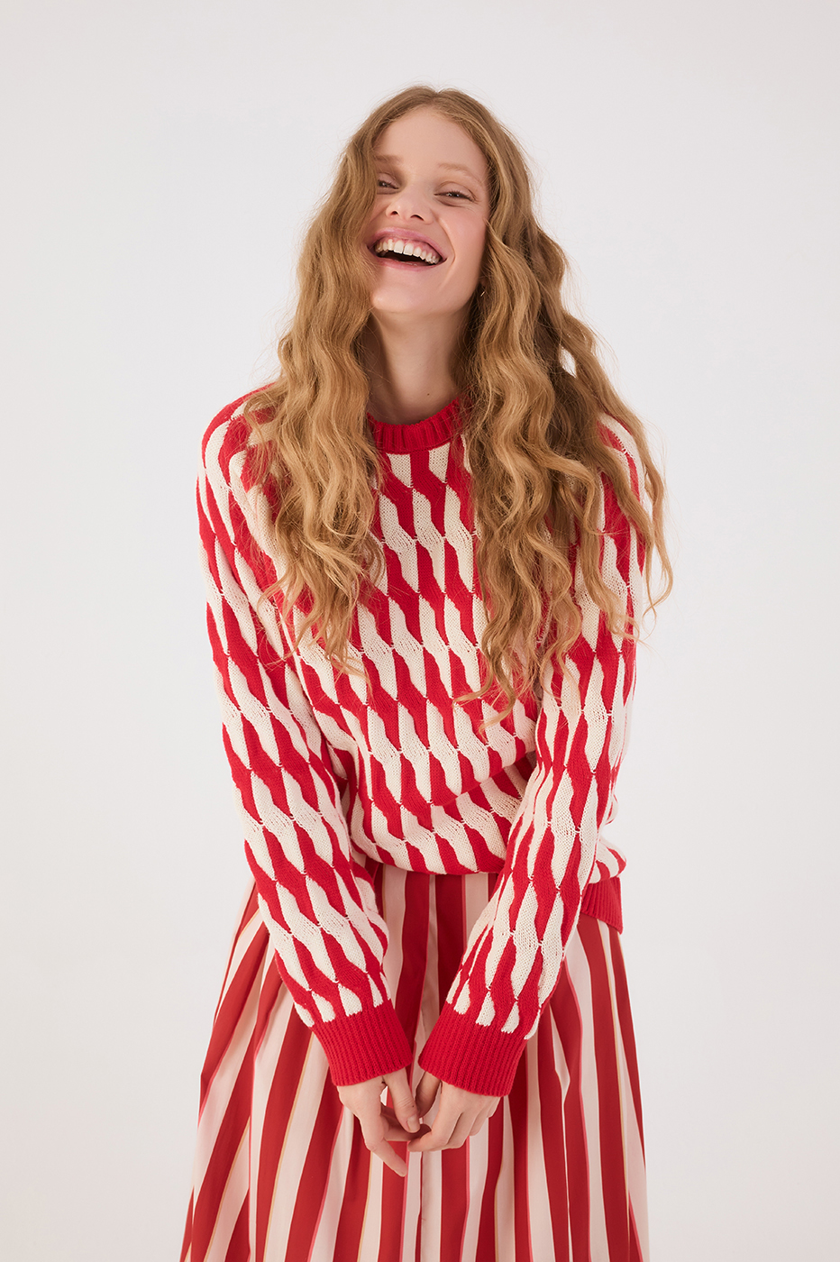 Red Stripes Crew Neck Long Sleeve Tricot Cardigan