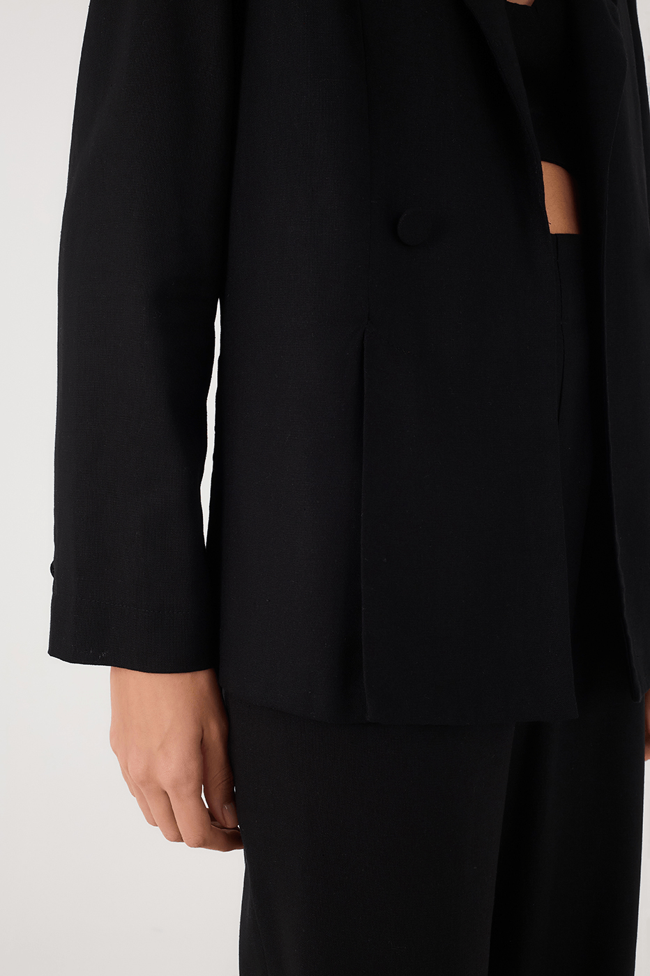 Black Notched Lapel Slit Linen Blazer