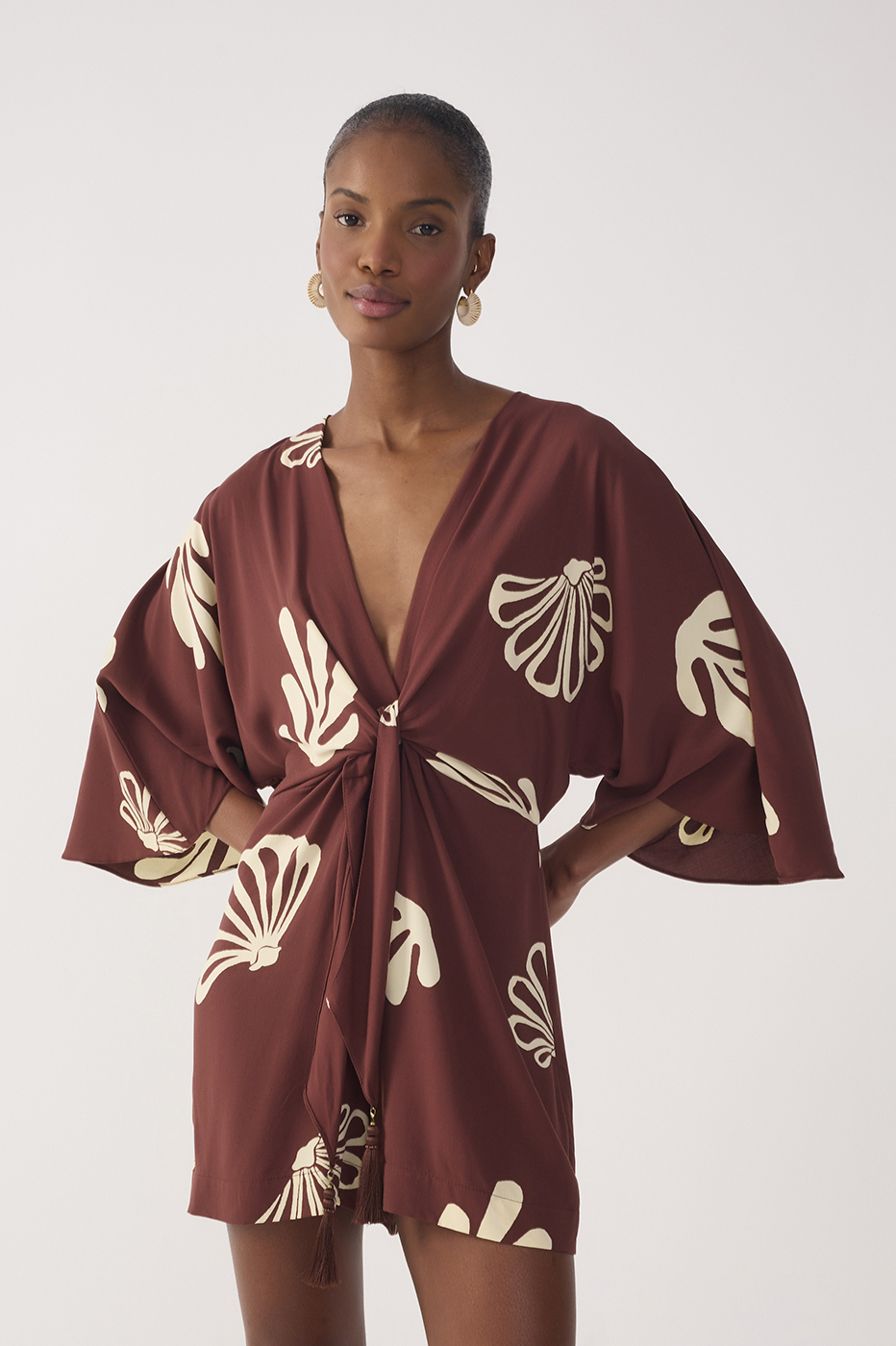 Brown Mares V Neck Front Ties Kimono Sleeve Romper_4