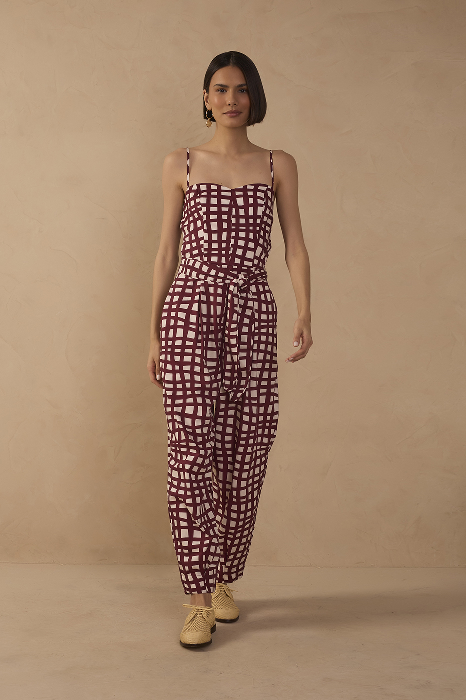 Wine Trama Sweetheart Neck Smocked Side Belted Jumpsuit_1