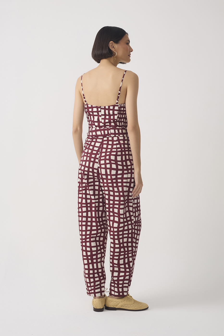 Wine Trama Sweetheart Neck Smocked Side Belted Jumpsuit_5