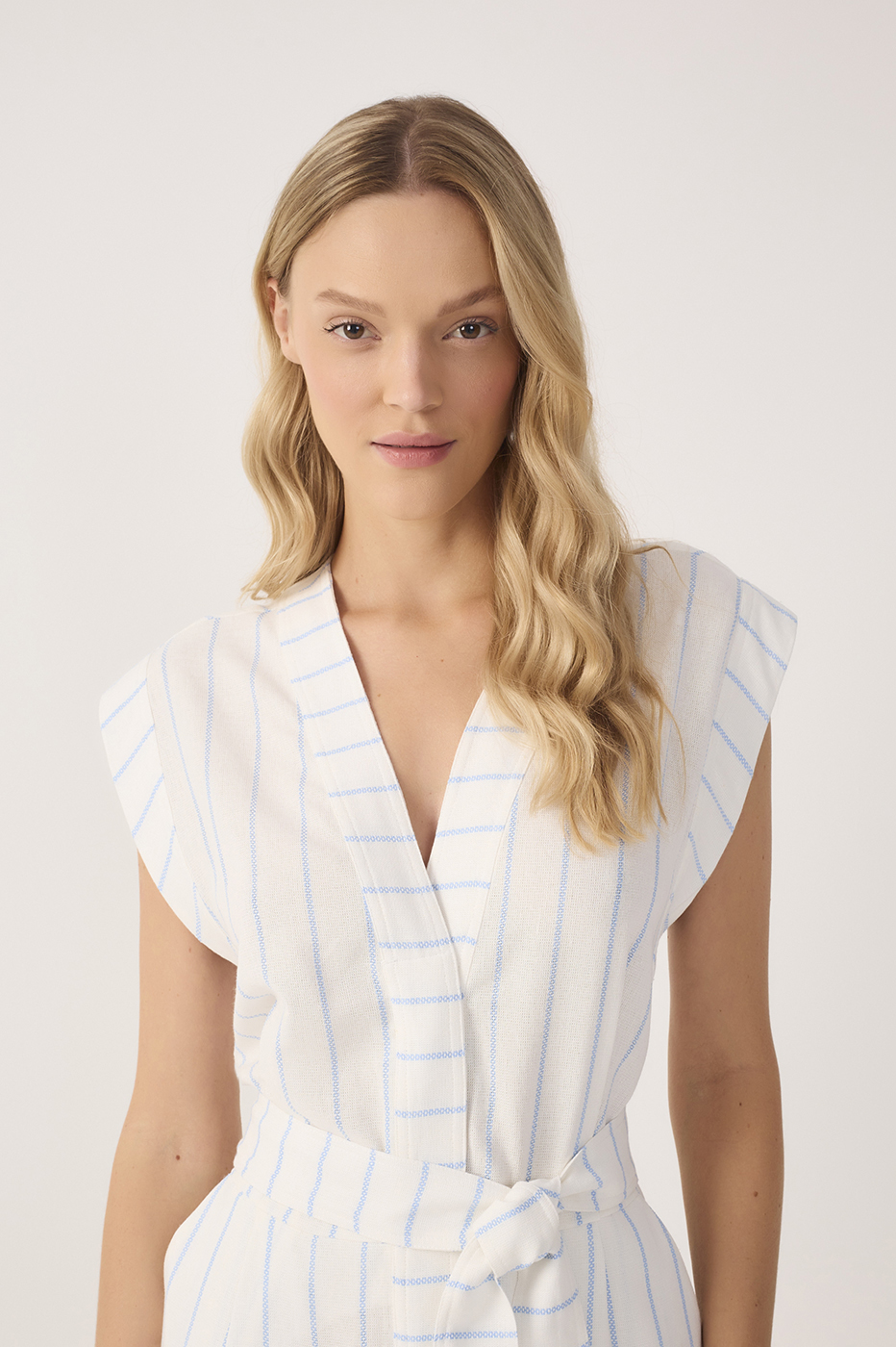 Off-White Stripes Front-Tie Linen Jumpsuit_4