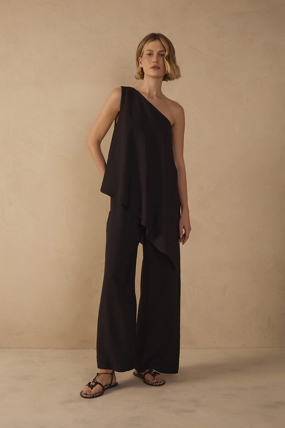One-Shoulder Overlay Jumpsuit_1