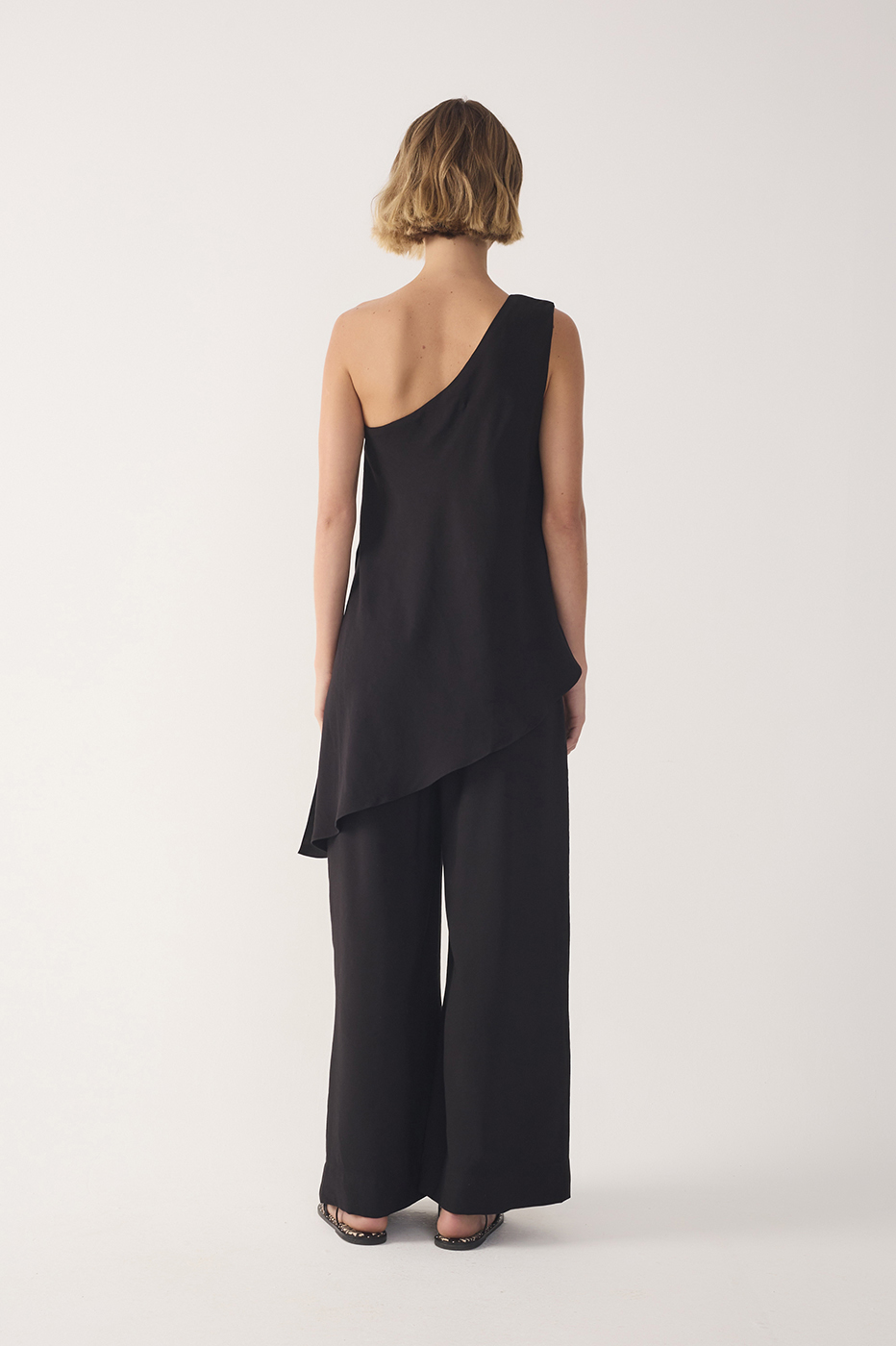 One-Shoulder Overlay Jumpsuit_6