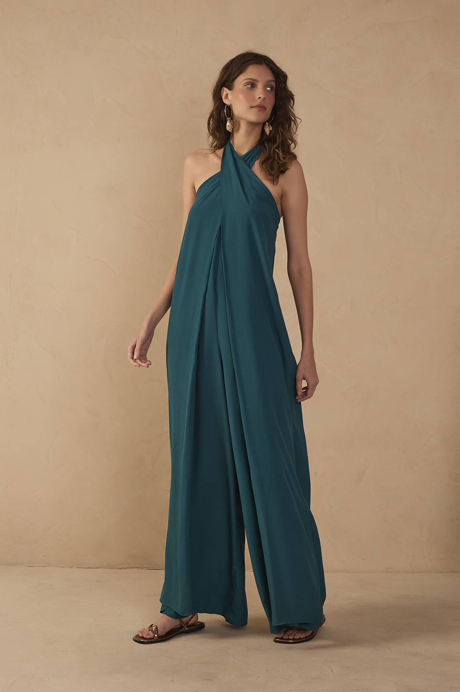 Green Halter Neck Layered Crepe Jumpsuit_2