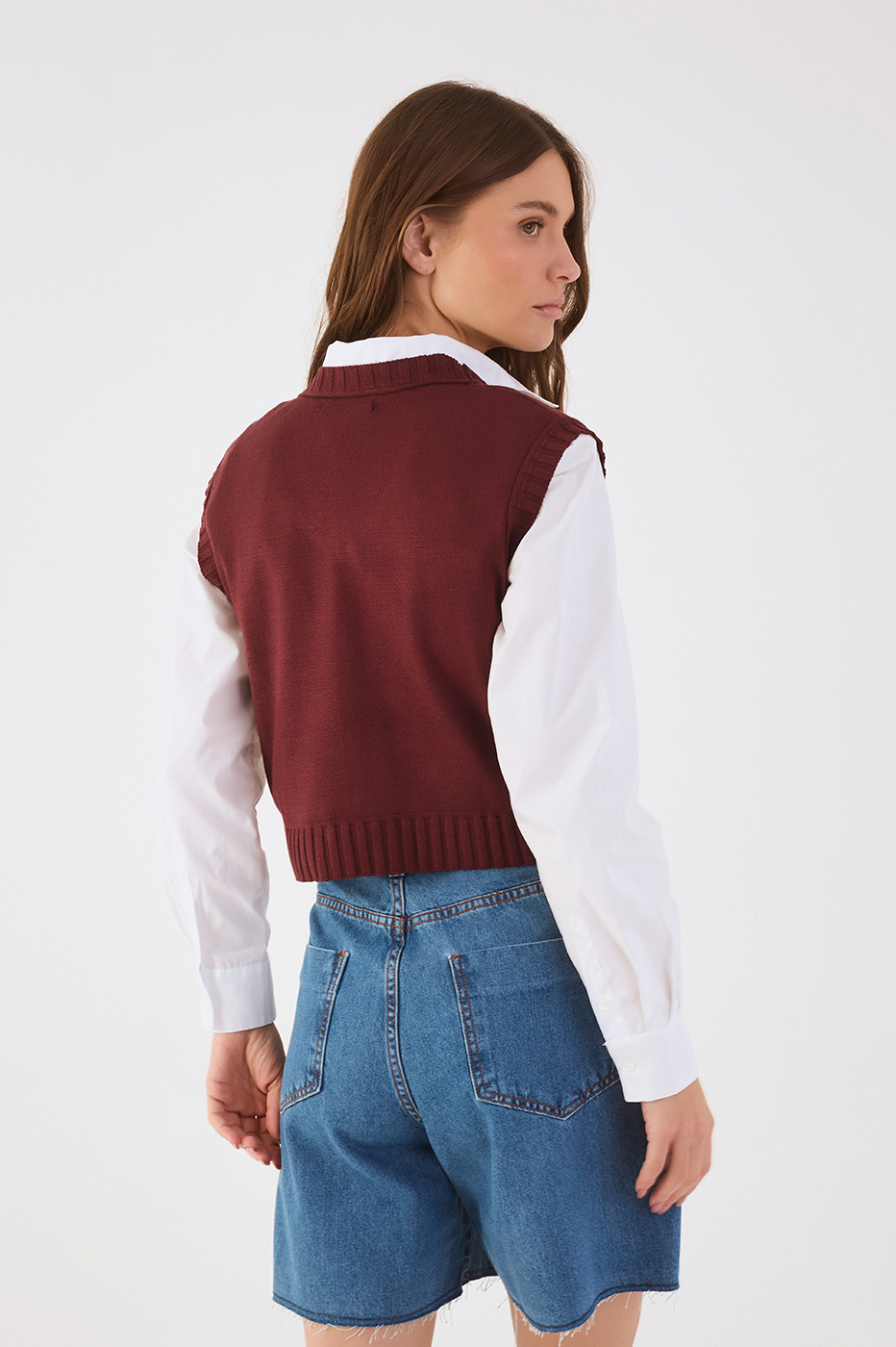 Wine Bossa Paradise V Neck Tricot Crop Vest