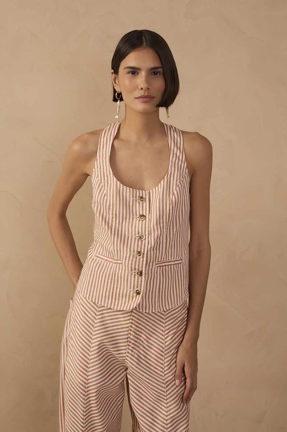 Red Stripes Topstitching Buttoned Twill Vest_1