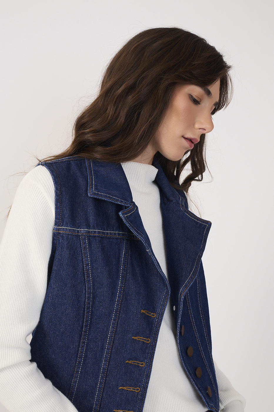 Topstitched Denim Vest_3