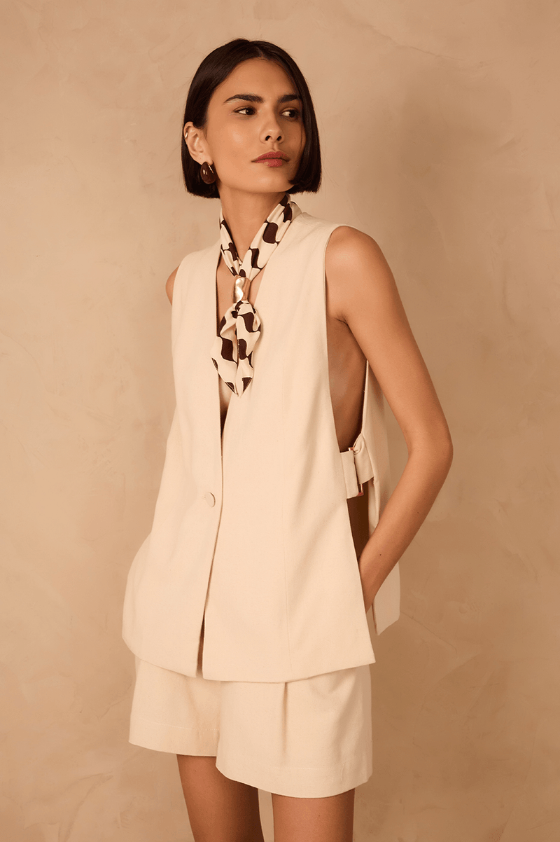Off-White Plunging Neck Buttoned Side Buckle Linen Vest_1