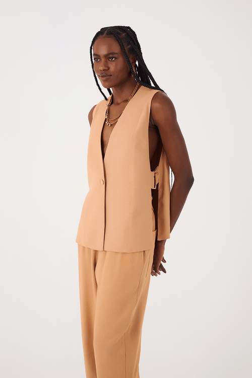 Beige Leme Plunging Neck Buttoned Side Buckle Linen Vest_2