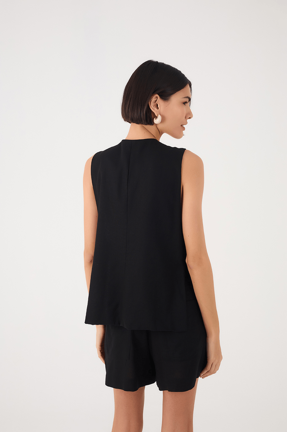 Black Plunging Neck Buttoned Side Buckle Linen Vest