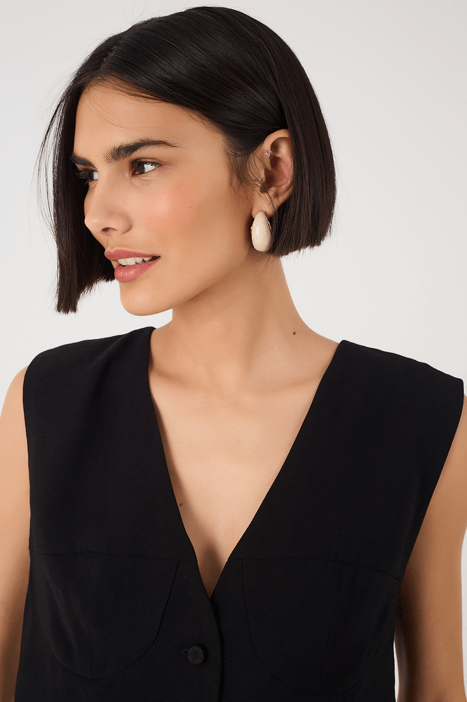 Black V Neck Buttoned Sleeveless Vest