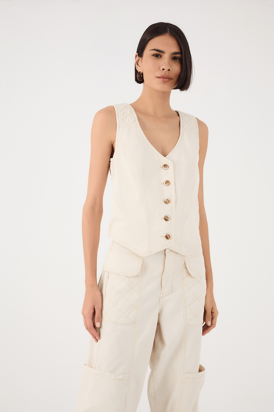 Off-White Buttoned Sleeveless Quilted Linen Twill Vest