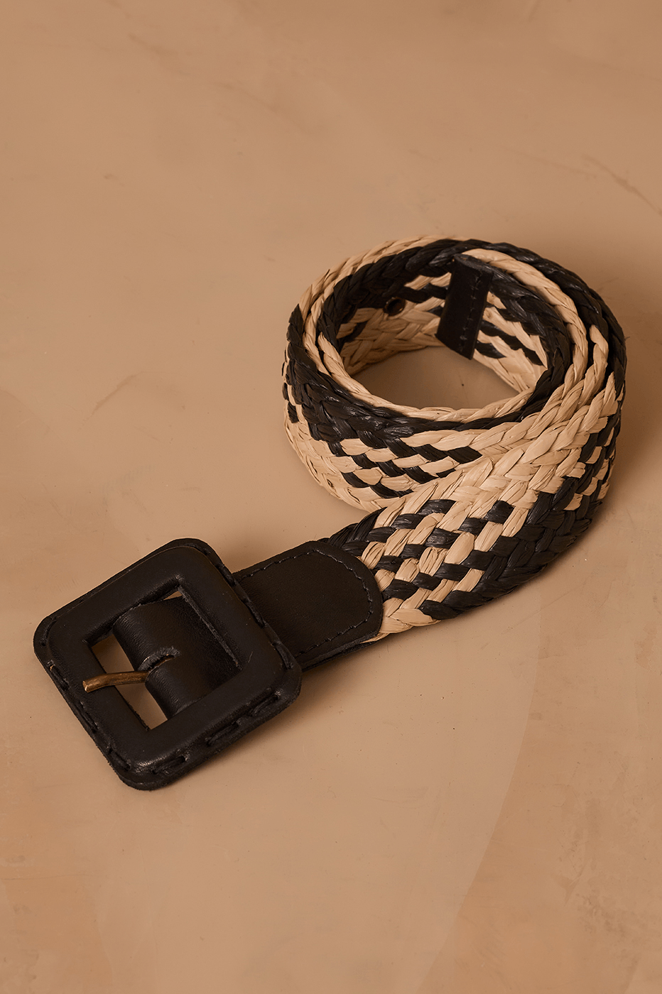 Natural And Gold Straw Buckled Belt