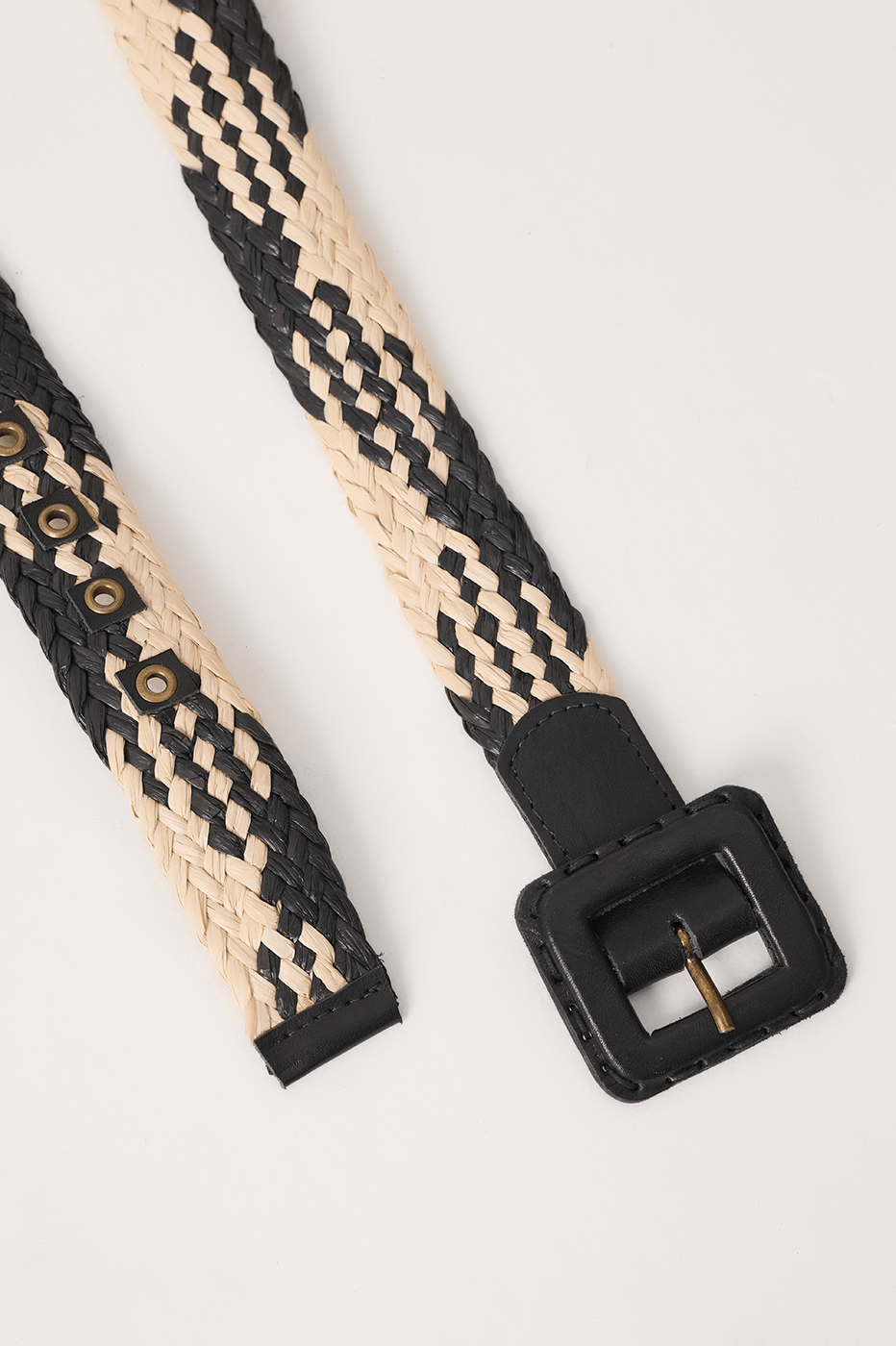 Natural And Gold Straw Buckled Belt