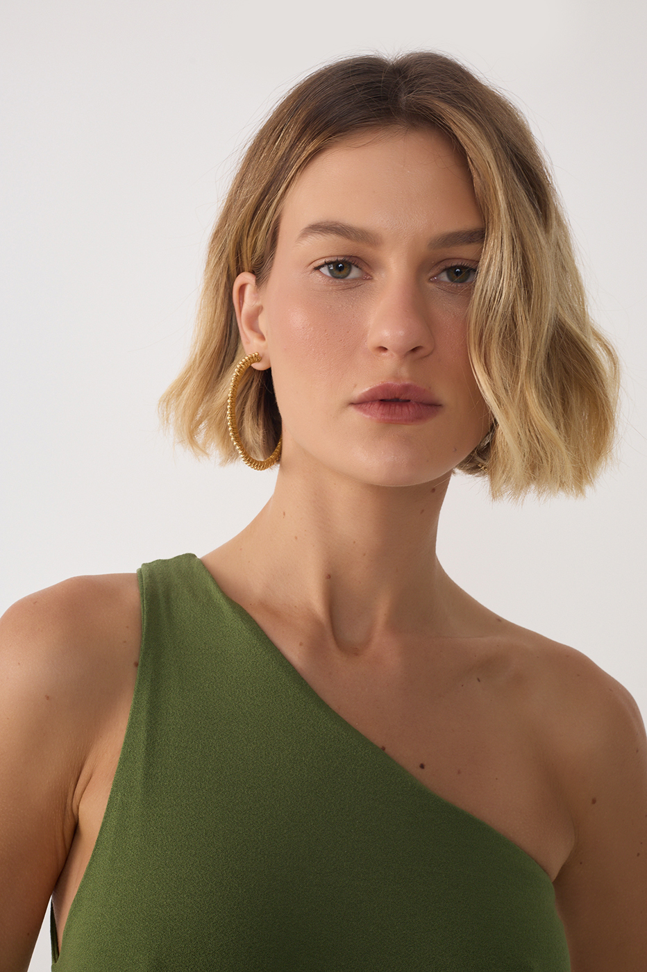 Melissa Crystal Hoop Earrings_3