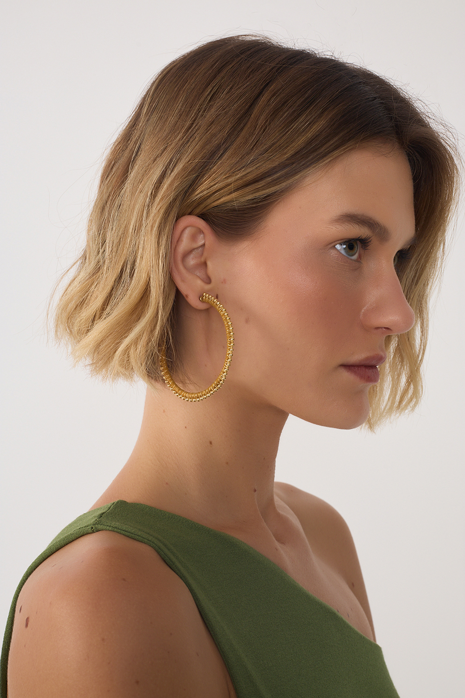 Melissa Crystal Hoop Earrings_5