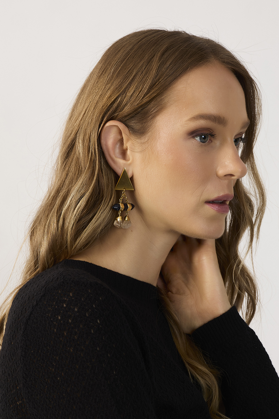 Triangle Stone Drop Earrings_2