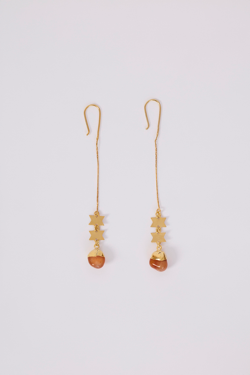 Golden Fio de luz Hanging Earrings_5