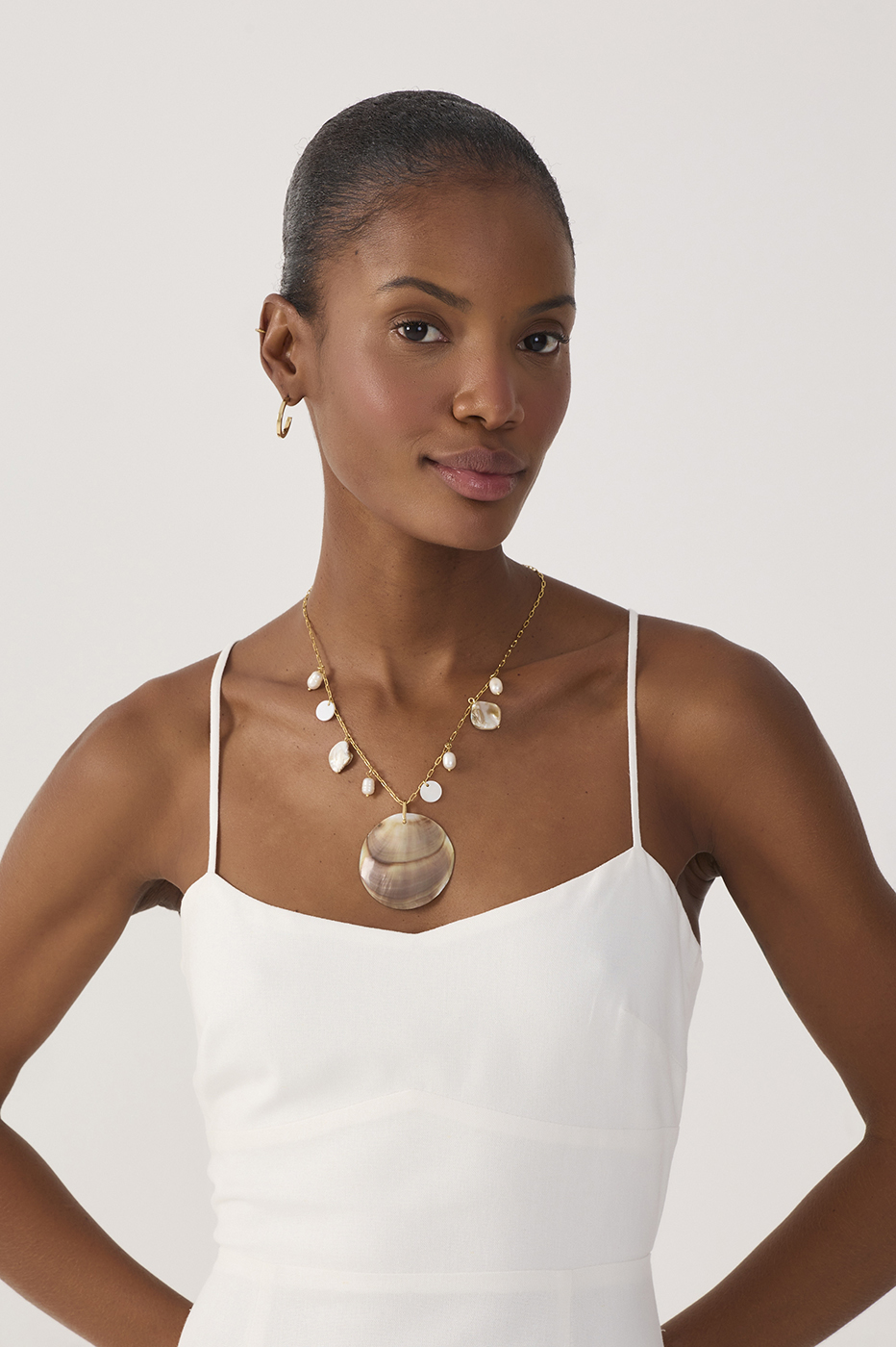 Lagoon Mother-of-Pearl Necklace_2
