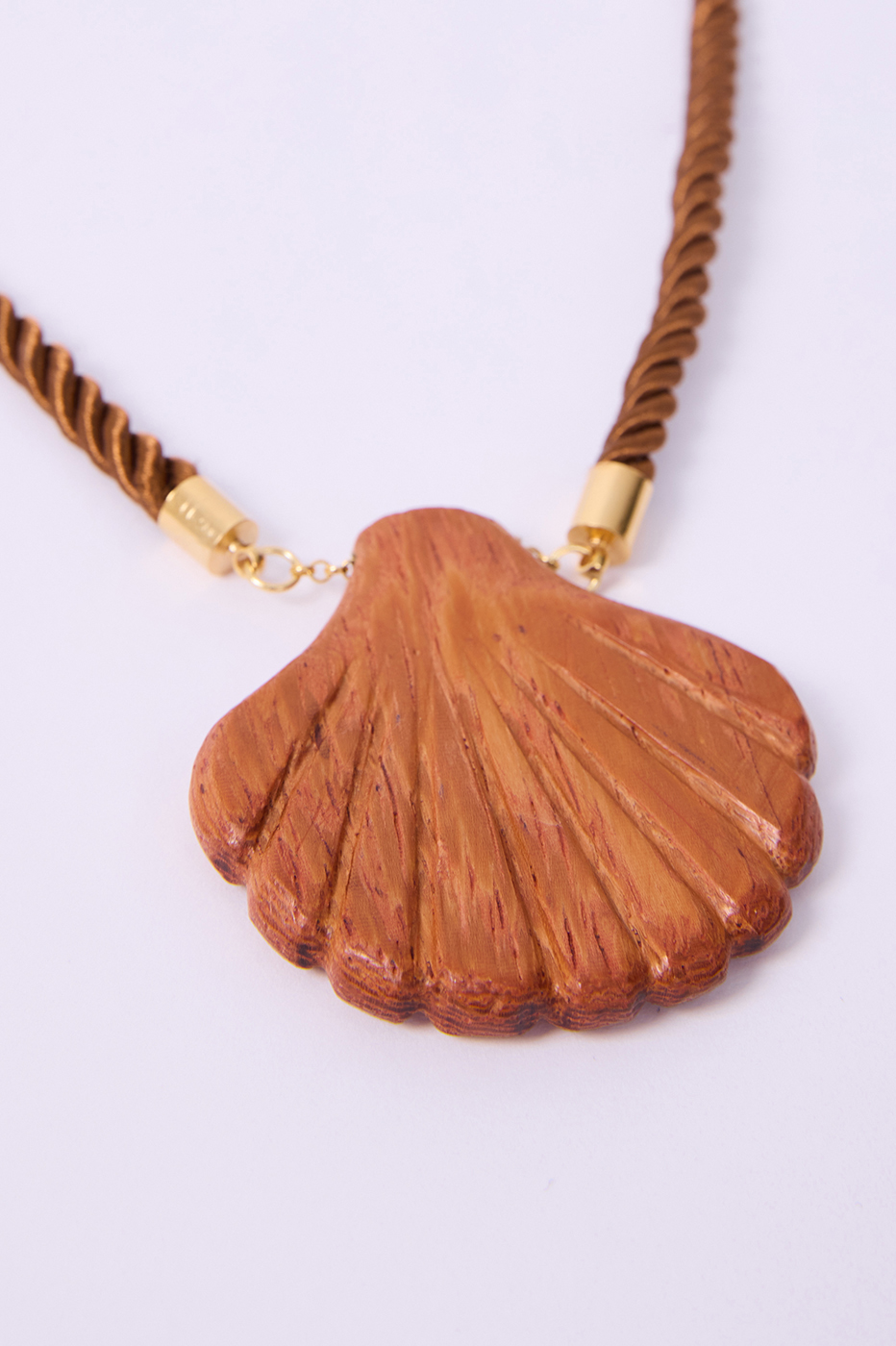 Brown Wooden Shell Pendant Necklace_5