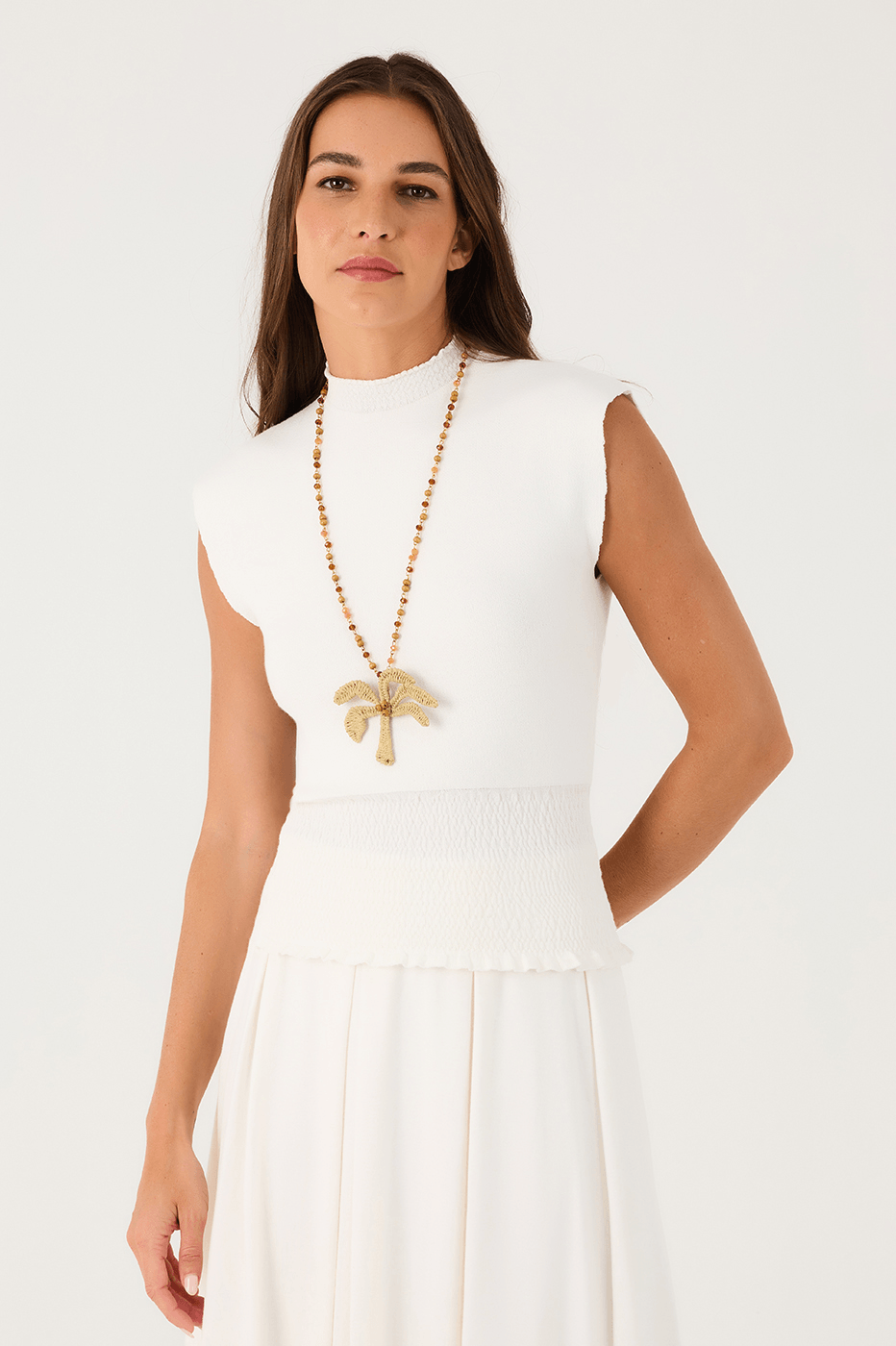 Natural And Gold Coqueiro Straw Beads Necklace