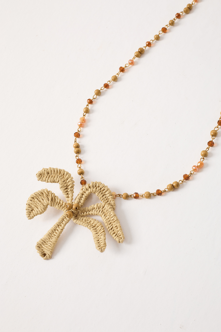 Natural And Gold Coqueiro Straw Beads Necklace